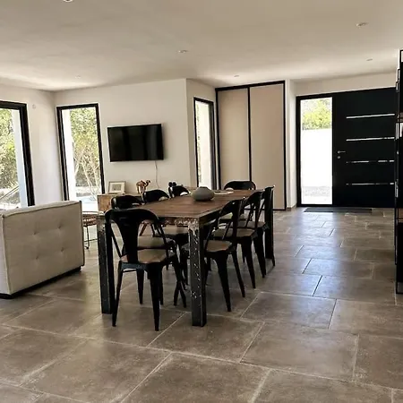 Villa Avec Piscine Et *